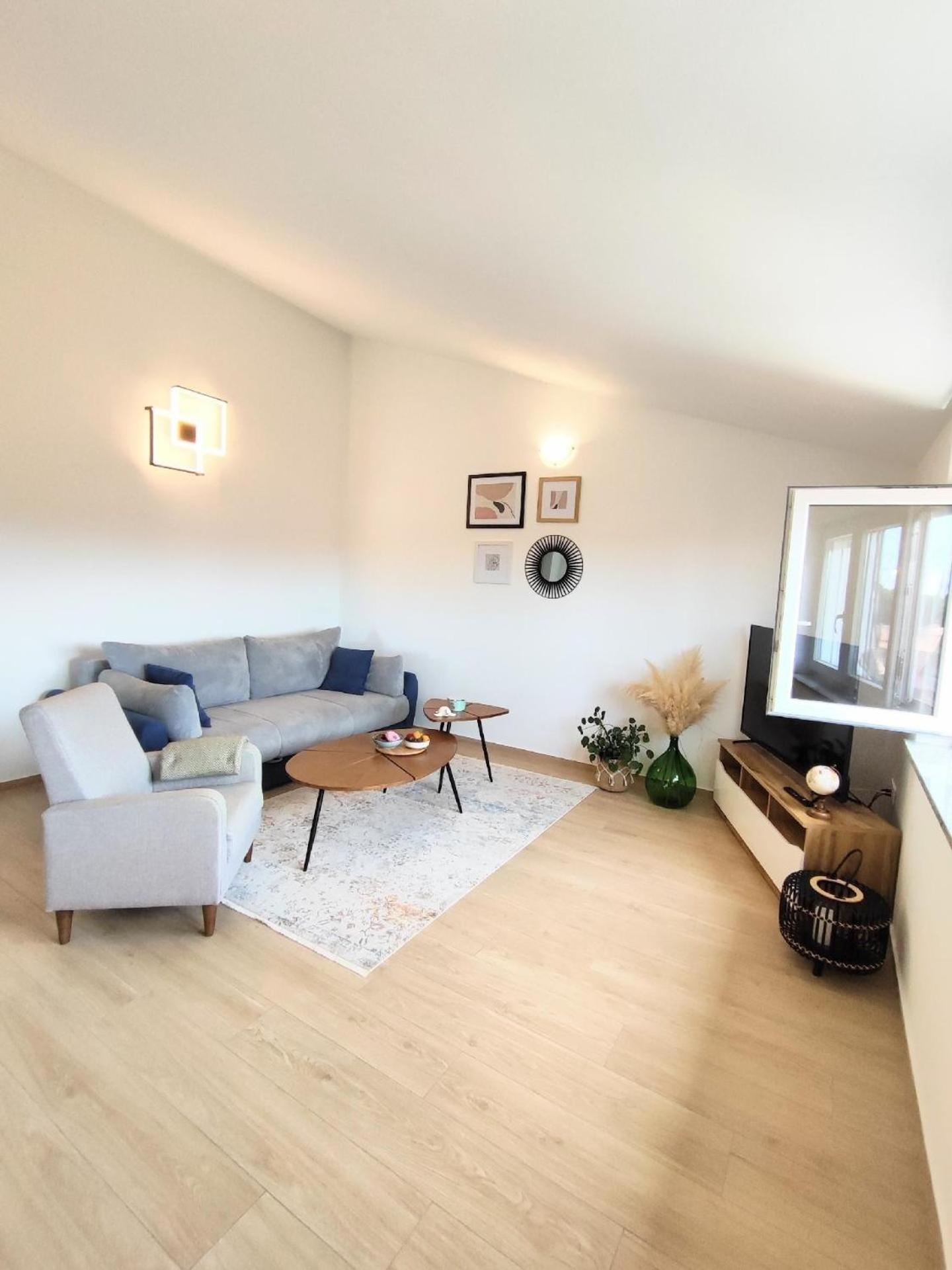 Fuer 4 Personen Ca 75 Qm In Sijana, Istrien Istrische Riviera Apartment *